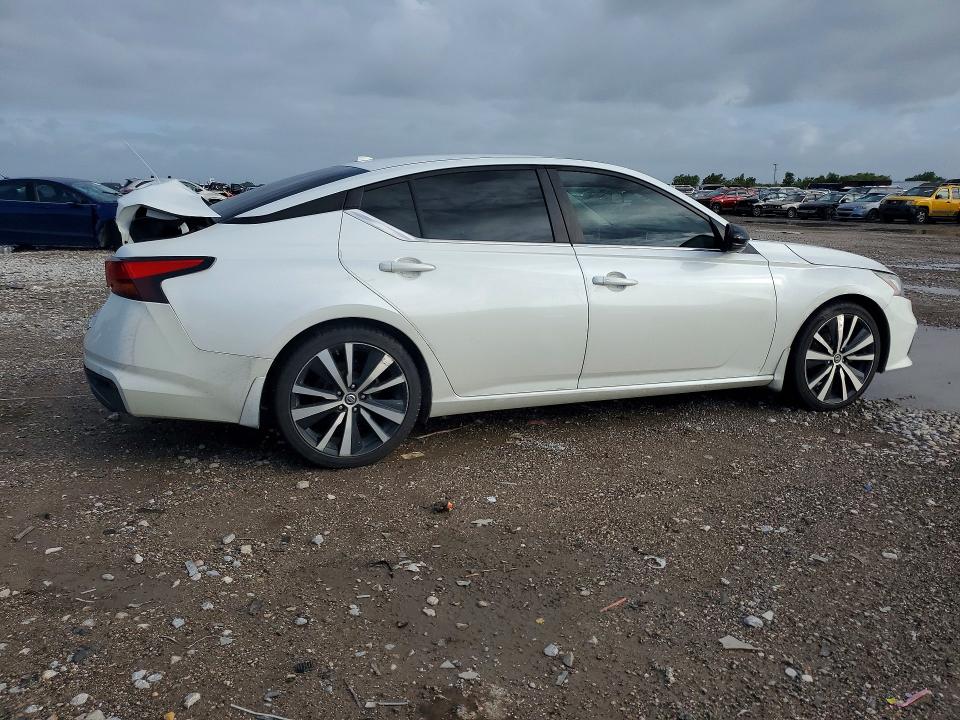2020 Nissan Altima მანქანა იყიდება აუქციონზე, vin: 1N4BL4CV6LC135815, აუქციონის ნომერი: 57612166