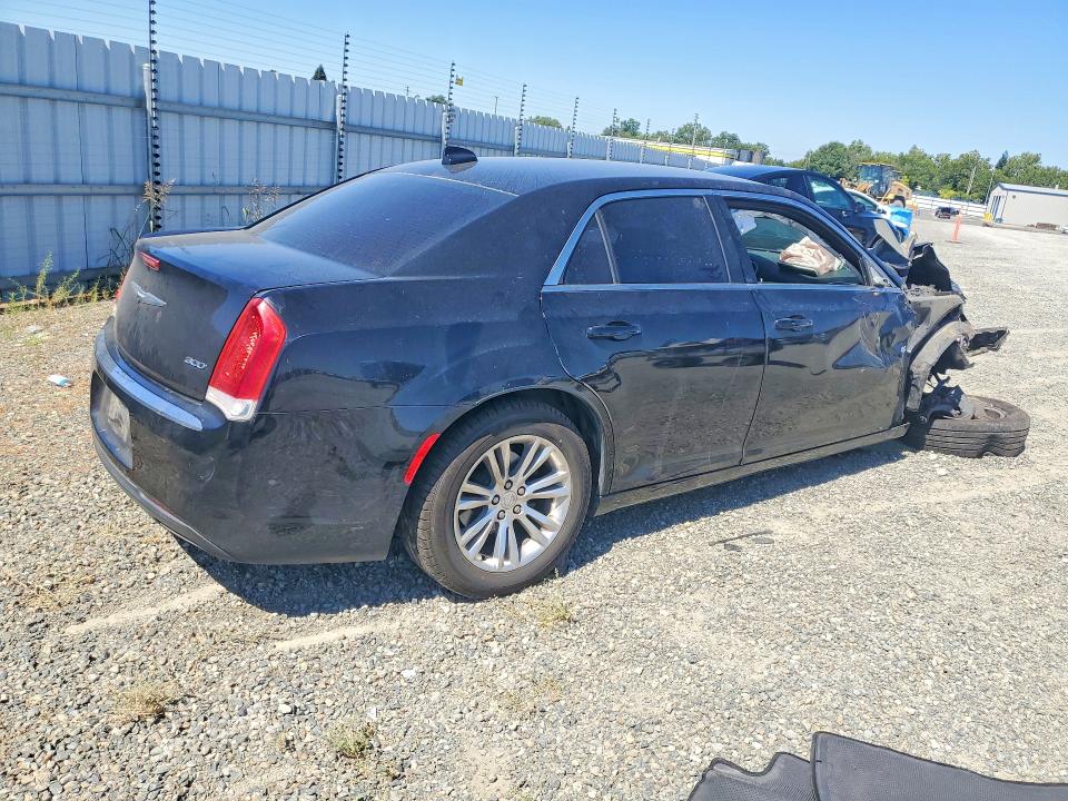 Продаж на аукціоні авто 2017 Chrysler 300, vin: 2C3CCAAG2HH552357, номер лоту: 58758266