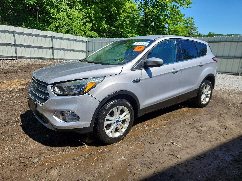 2017 Ford Escape მანქანა იყიდება აუქციონზე, vin: 1FMCU9GD4HUE61443, აუქციონის ნომერი: 56566176