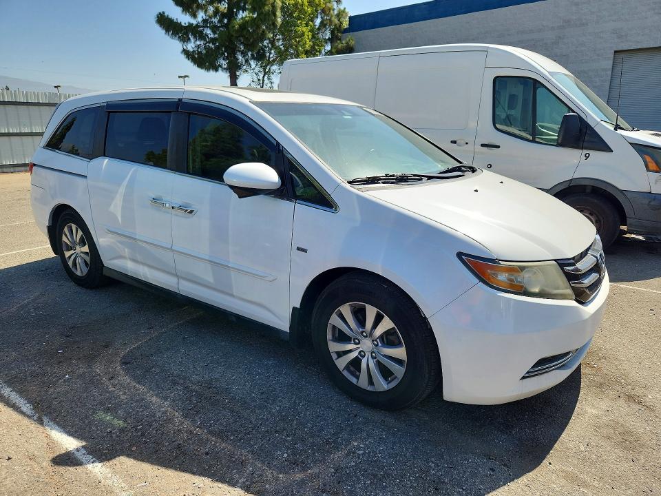 55185666 :رقم المزاد ، 5FNRL5H64EB028011 vin ، 2014 Honda Odyssey مزاد بيع