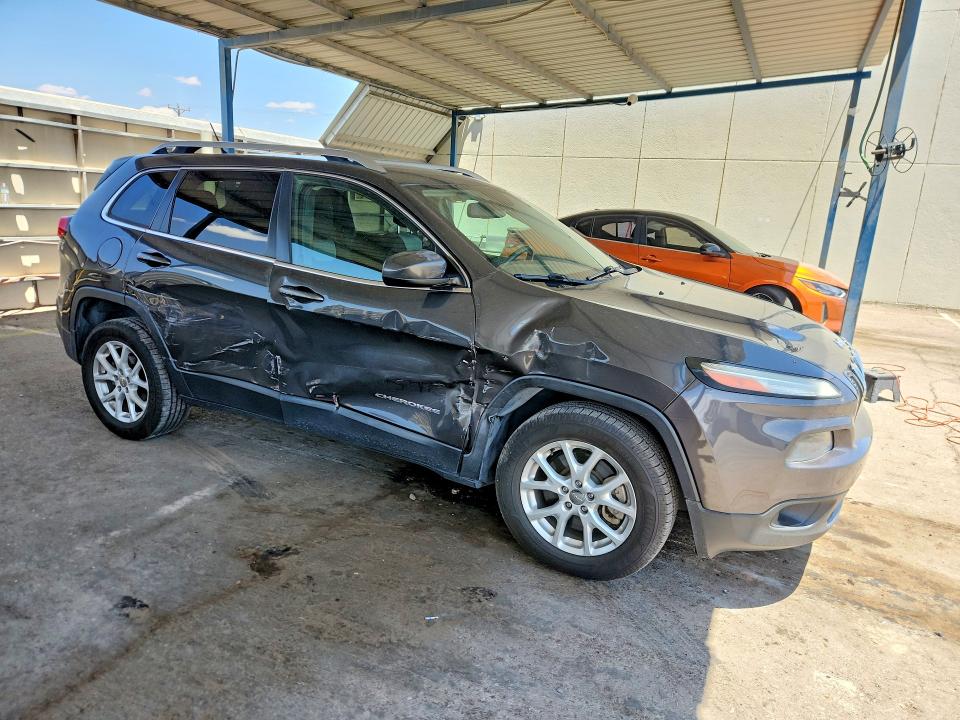 58844016 :رقم المزاد ، 1C4PJLCB6EW228325 vin ، 2014 Jeep Cherokee مزاد بيع