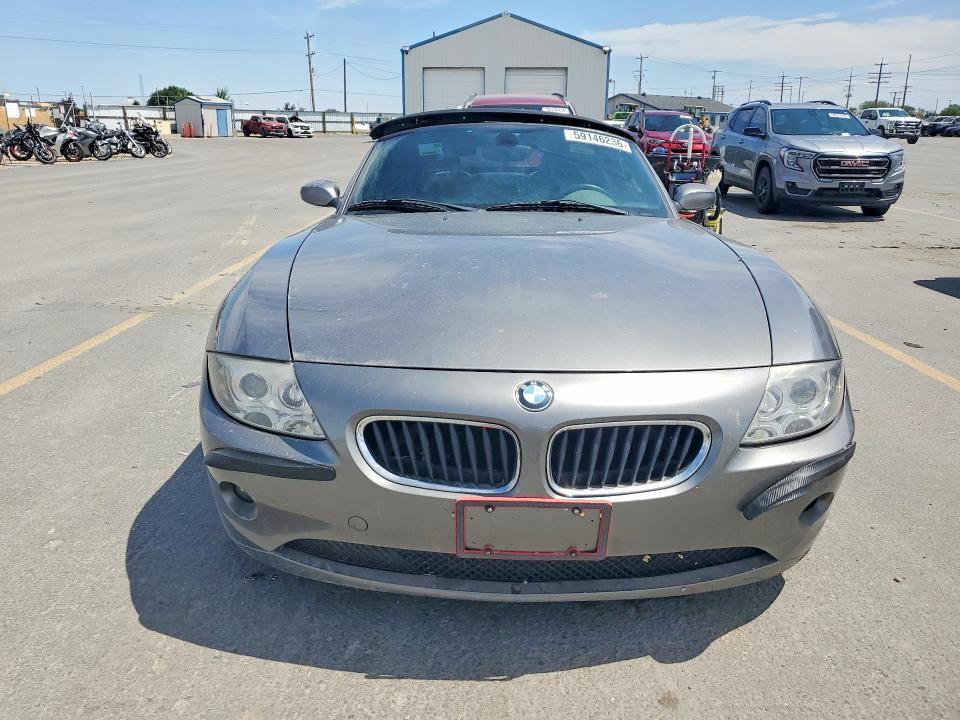 59146236 :رقم المزاد ، 4USBT33574LS52965 vin ، 2004 Bmw Z4 مزاد بيع