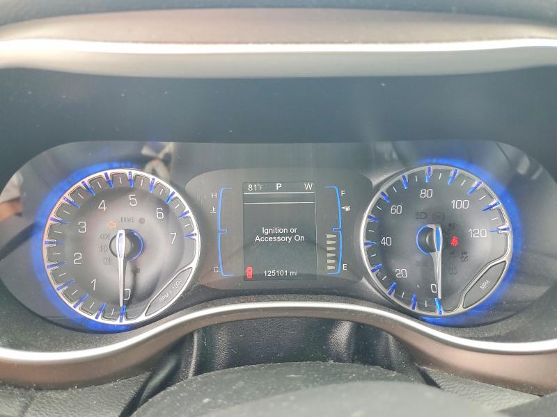 57713056 :رقم المزاد ، 2C4RC1CG3HR571562 vin ، 2017 Chrysler Pacifica مزاد بيع