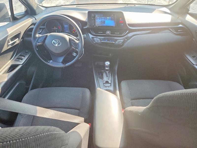 58814586 :رقم المزاد ، NMTKHMBXXJR022121 vin ، 2018 Toyota C-hr مزاد بيع