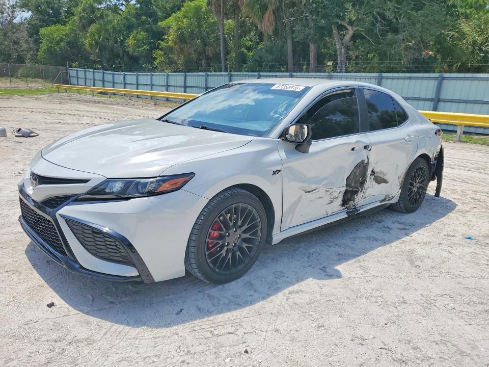 Продаж на аукціоні авто 2022 Toyota Camry, vin: 4T1G11AK8NU043997, номер лоту: 57268916