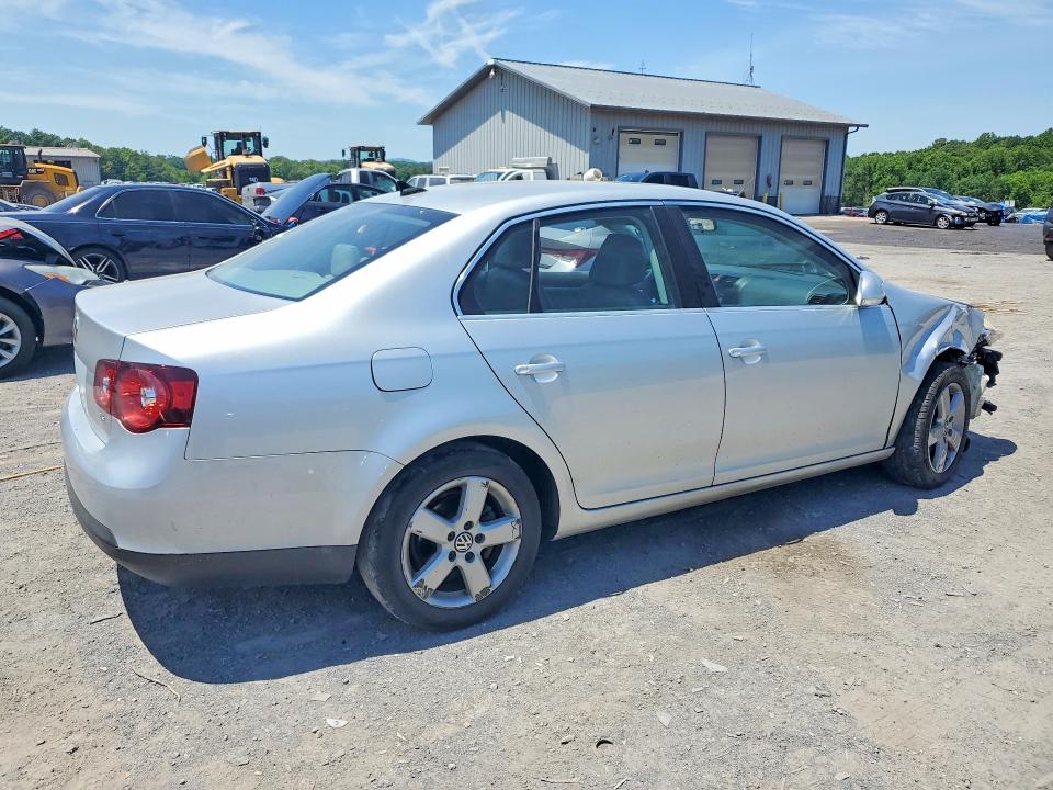 56091856 :رقم المزاد ، 3VWRZ71KX9M170640 vin ، 2009 Volkswagen Jetta مزاد بيع