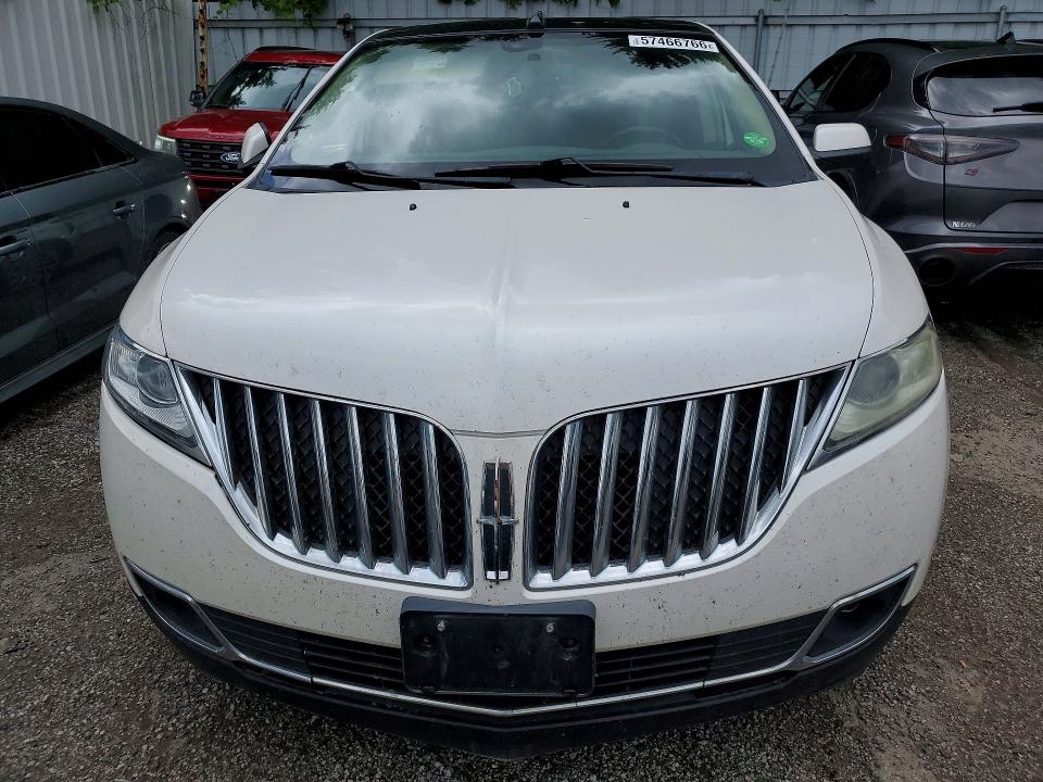 Продажа на аукционе авто 2011 Lincoln Mkx, vin: 2LMDJ8JKXBBJ23884, номер лота: 57466766