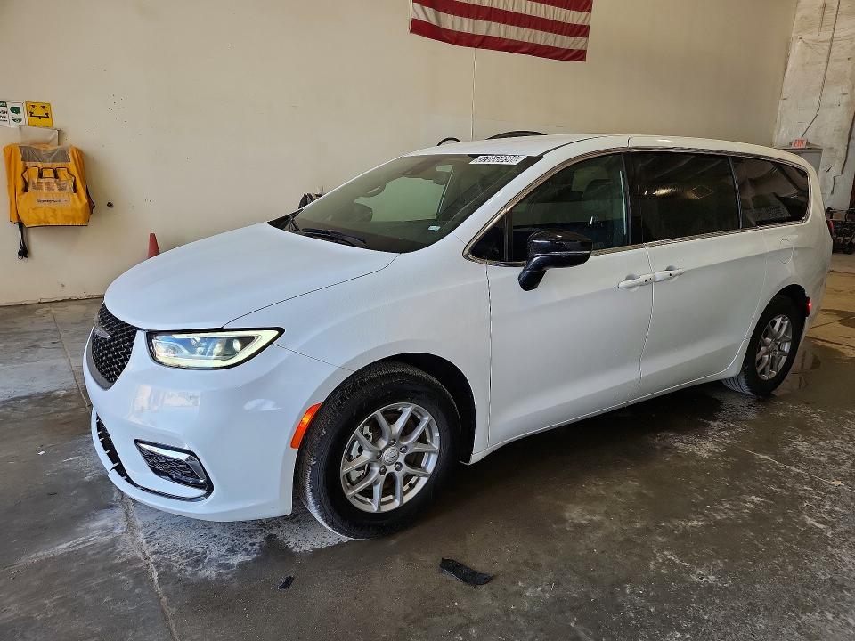 Продажа на аукционе авто 2026 Chrysler Pacifica, vin: 2C4RC1BG1TR228453, номер лота: 57056996