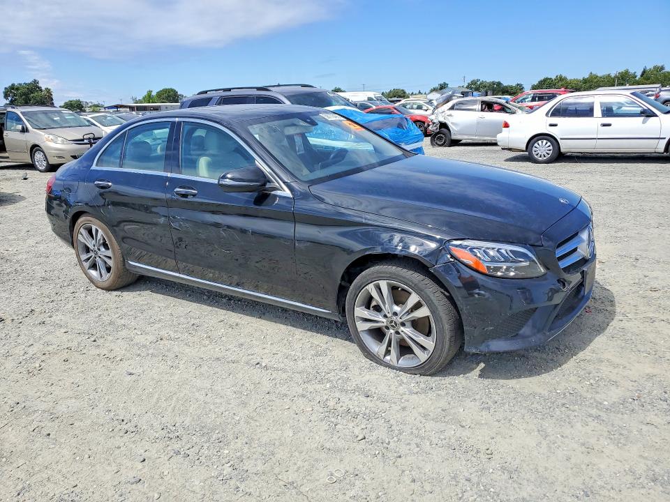 2020 Mercedes-benz C მანქანა იყიდება აუქციონზე, vin: 55SWF8EB8LU325887, აუქციონის ნომერი: 58770496
