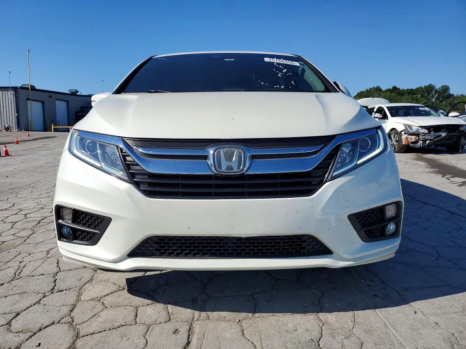 2018 Honda Odyssey მანქანა იყიდება აუქციონზე, vin: 5FNRL6H57JB101606, აუქციონის ნომერი: 55768456