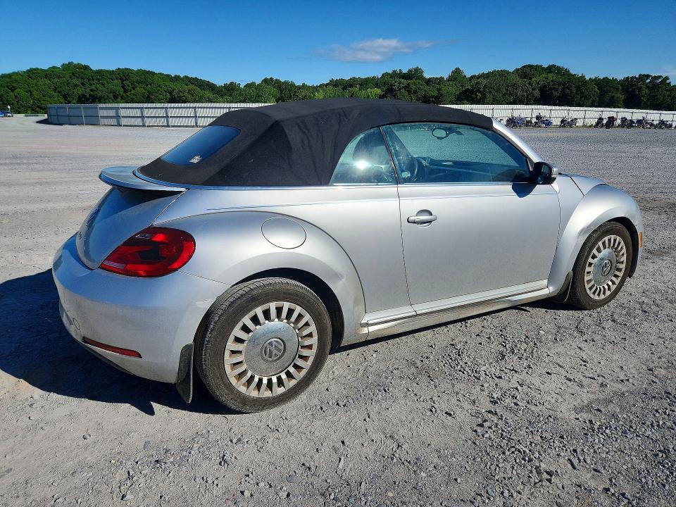 57488856 :رقم المزاد ، 3VW507AT8GM805689 vin ، 2016 Volkswagen Beetle مزاد بيع