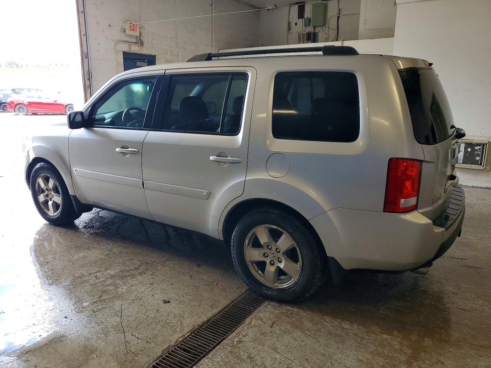 58094086 :رقم المزاد ، 5FNYF4H57BB020081 vin ، 2011 Honda Pilot مزاد بيع