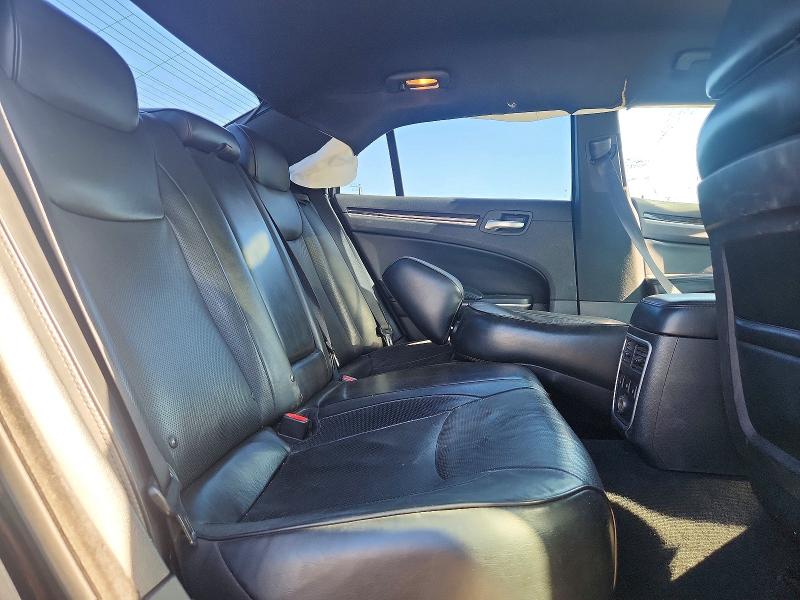 56862286 :رقم المزاد ، 2C3CCAET4DH541409 vin ، 2013 Chrysler 300c مزاد بيع