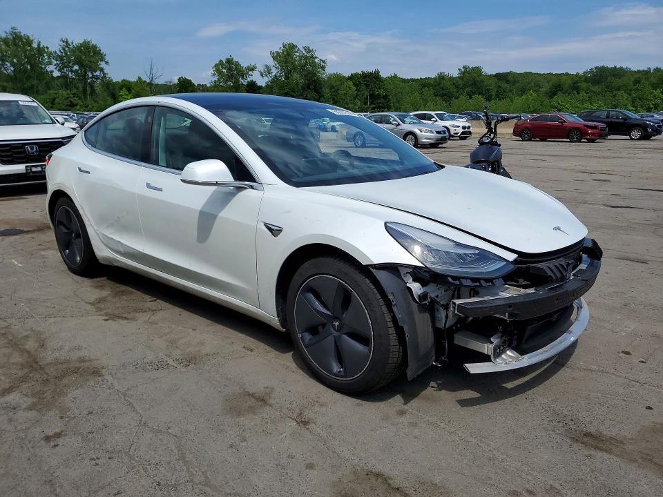 2020 Tesla Model 3 მანქანა იყიდება აუქციონზე, vin: 5YJ3E1EB2LF665826, აუქციონის ნომერი: 56301306