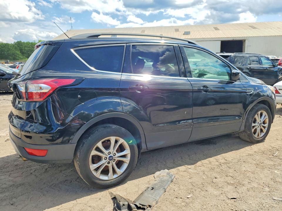 Продаж на аукціоні авто 2018 Ford Escape, vin: 1FMCU9GD5JUD38062, номер лоту: 58301036