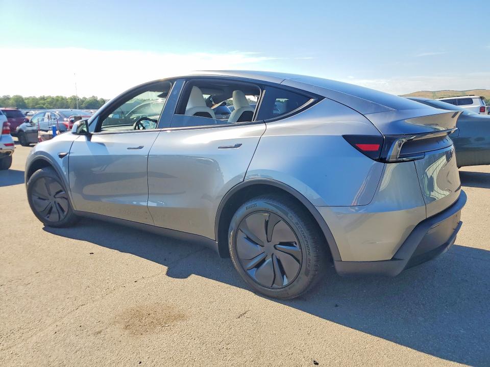 58303016 :رقم المزاد ، 7SAYGDEE6TA636518 vin ، 2026 Tesla Model Y مزاد بيع