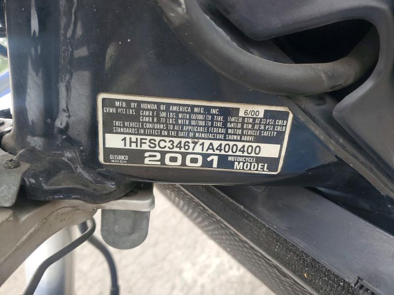 54919536 :رقم المزاد ، 1HFSC34671A400400 vin ، 2001 Honda Gl1500 مزاد بيع