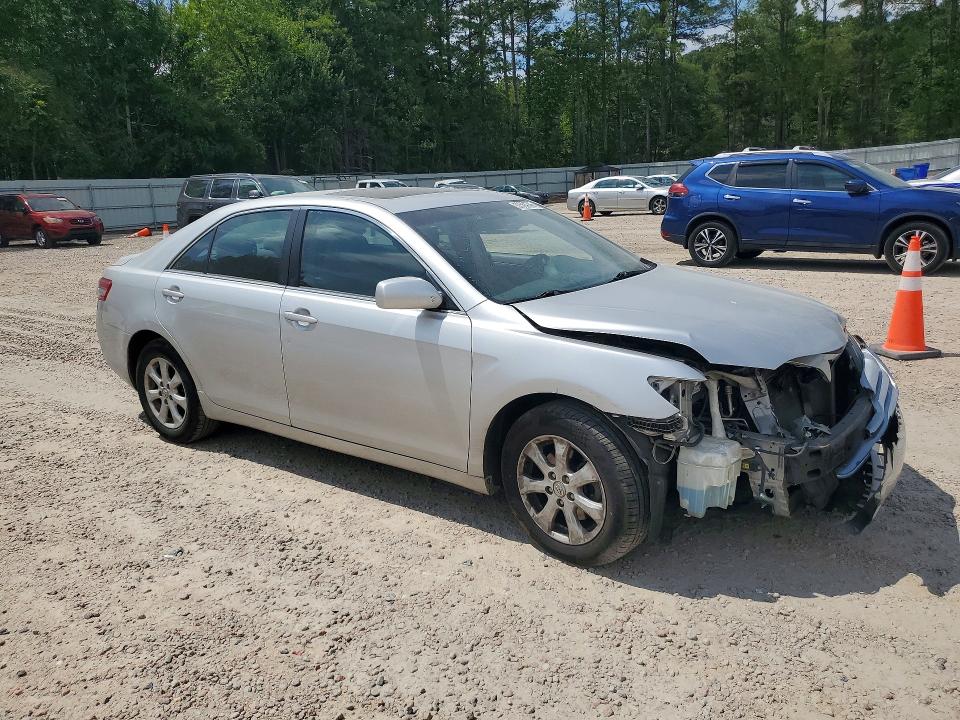 57594746 :رقم المزاد ، 4T1BF3EK5BU626086 vin ، 2011 Toyota Camry مزاد بيع