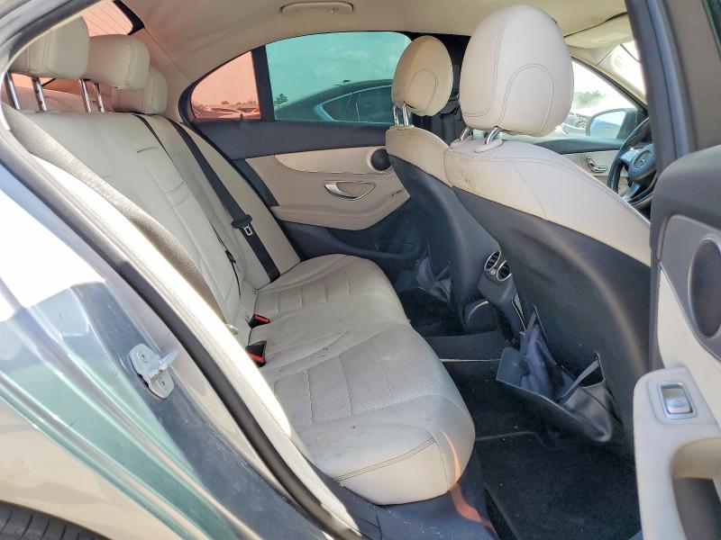 2015 Mercedes-benz C მანქანა იყიდება აუქციონზე, vin: 55SWF4KB8FU028717, აუქციონის ნომერი: 58847656