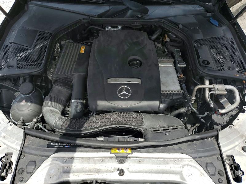 56703886 :رقم المزاد ، 55SWF4JB4HU229793 vin ، 2017 Mercedes-benz C مزاد بيع