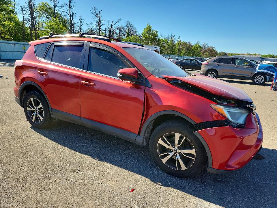Продаж на аукціоні авто 2017 Toyota Rav4, vin: JTMWFREVXHJ142105, номер лоту: 55871986