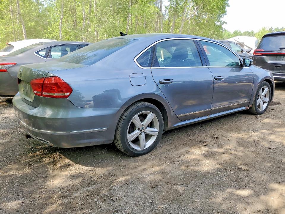 56265006 :رقم المزاد ، 1VWBN7A33EC016286 vin ، 2014 Volkswagen Passat مزاد بيع