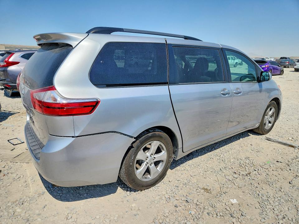 Aukcja sprzedaży 2016 Toyota Sienna, vin: 5TDKK3DC2GS750578, numer aukcji: 58462726