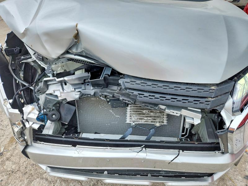56600136 :رقم المزاد ، JA4ATWAA8SZ044844 vin ، 2025 Mitsubishi Eclipse Cross مزاد بيع