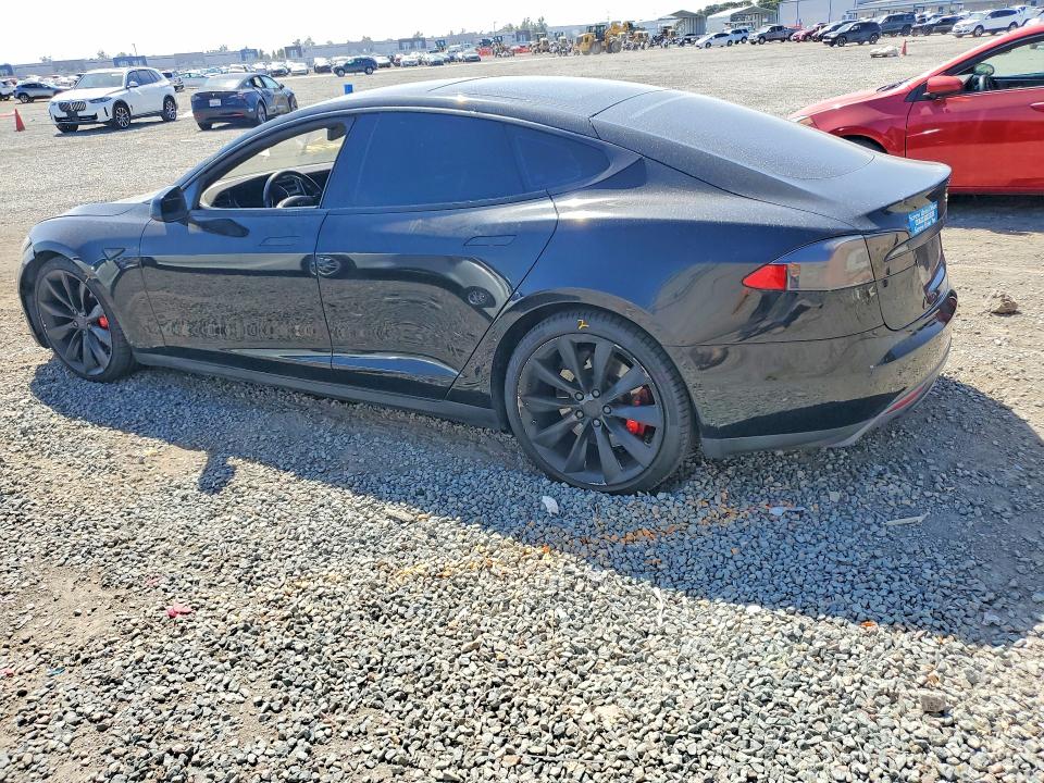 Продажа на аукционе авто 2015 Tesla Model S, vin: 5YJSA1H21FFP68131, номер лота: 55459486