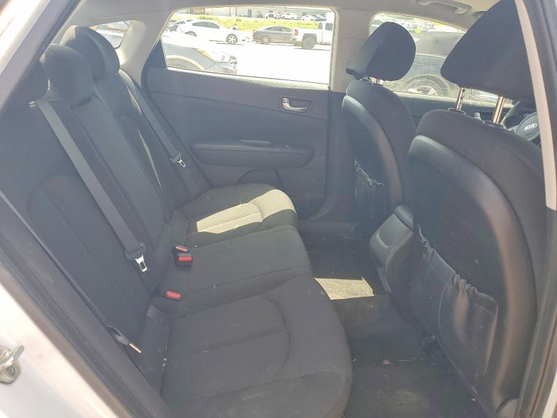 59100836 :رقم المزاد ، 5XXGT4L3XJG233810 vin ، 2018 Kia Optima مزاد بيع