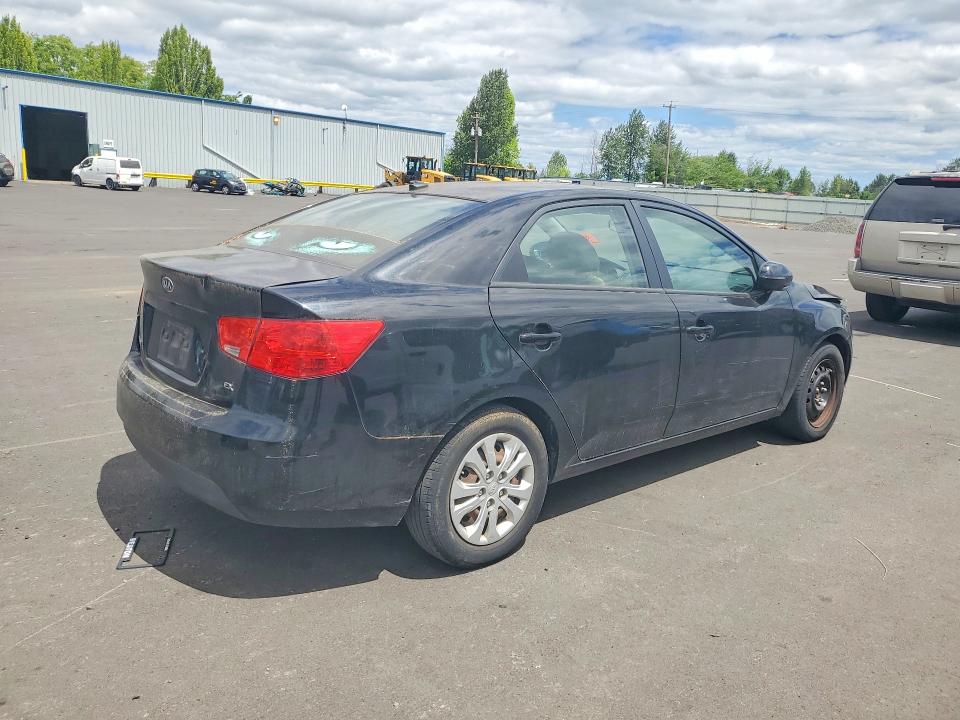 2013 Kia Forte მანქანა იყიდება აუქციონზე, vin: KNAFU4A21D5708169, აუქციონის ნომერი: 58142886