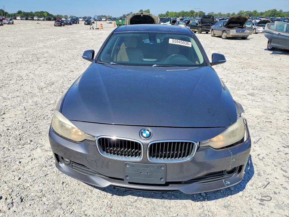 55945036 :رقم المزاد ، WBA3B1C5XDK129276 vin ، 2013 Bmw 320 مزاد بيع