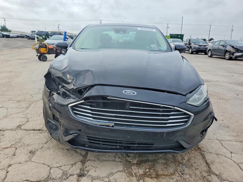58468396 :رقم المزاد ، 3FA6P0G78KR283264 vin ، 2019 Ford Fusion مزاد بيع