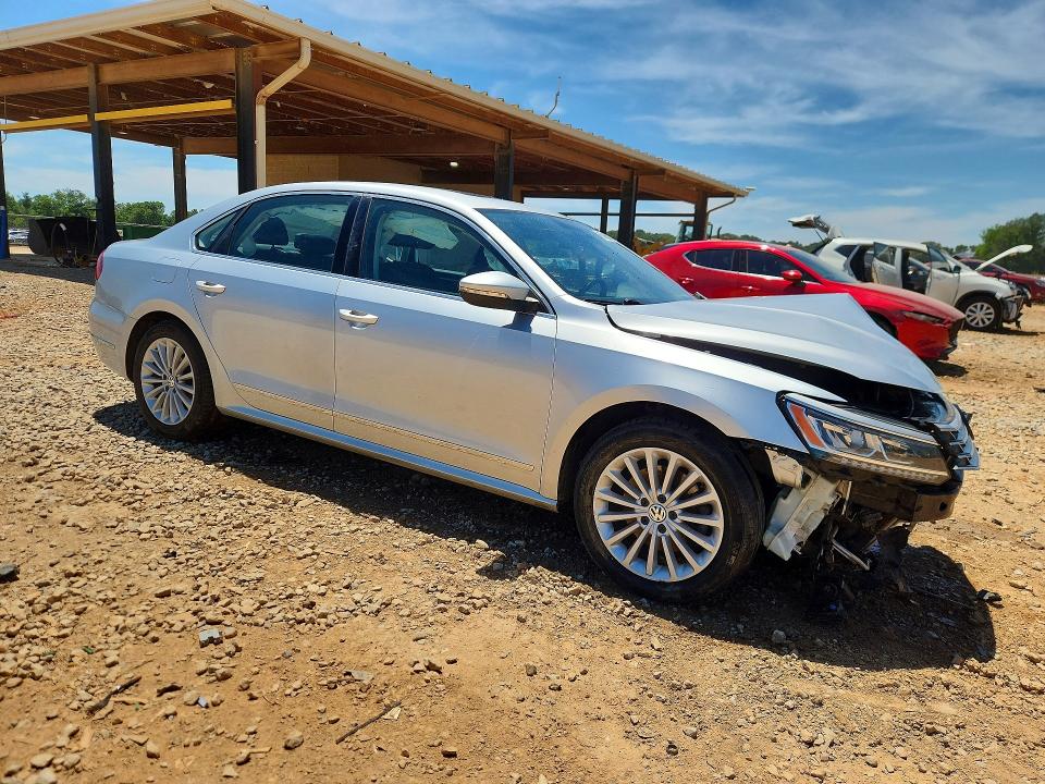 2016 Volkswagen Passat მანქანა იყიდება აუქციონზე, vin: 1VWBS7A33GC024528, აუქციონის ნომერი: 56065016