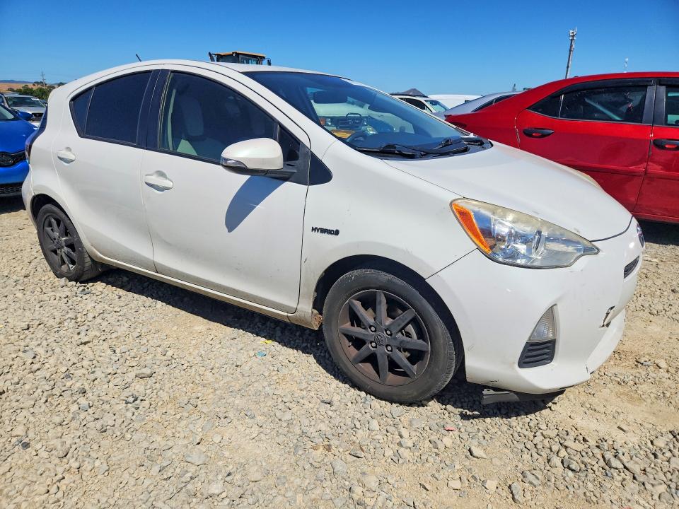 2013 Toyota Prius C მანქანა იყიდება აუქციონზე, vin: JTDKDTB39D1057349, აუქციონის ნომერი: 55372116