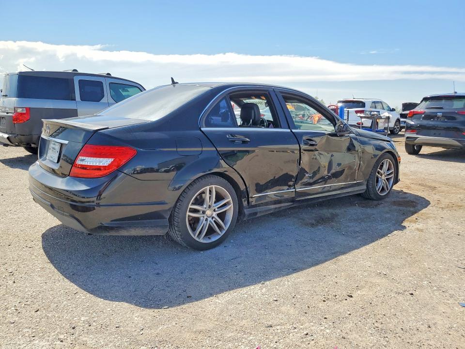 57684416 :رقم المزاد ، WDDGF4HB3EG236351 vin ، 2014 Mercedes-benz C مزاد بيع