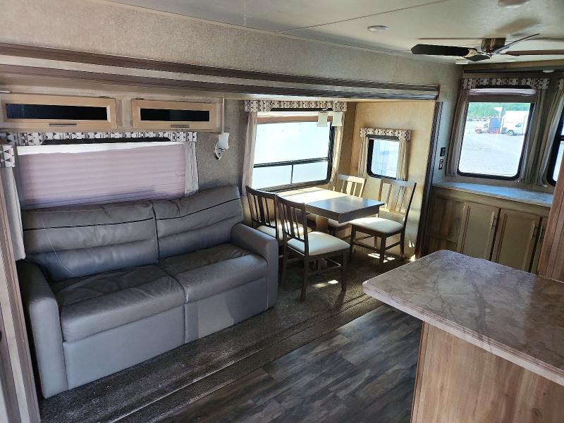55215576 :رقم المزاد ، 5ZT2CA4B1LX017126 vin ، 2020 Coachman Catalina مزاد بيع