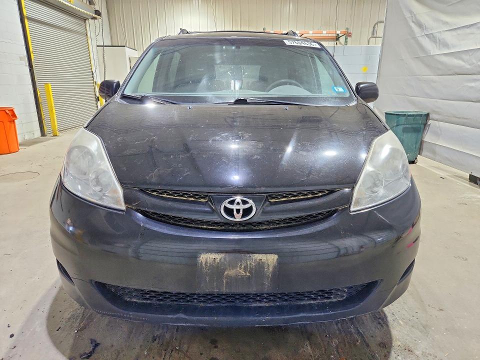 Продажа на аукционе авто 2009 Toyota Sienna, vin: 5TDZK22C29S274511, номер лота: 57604636