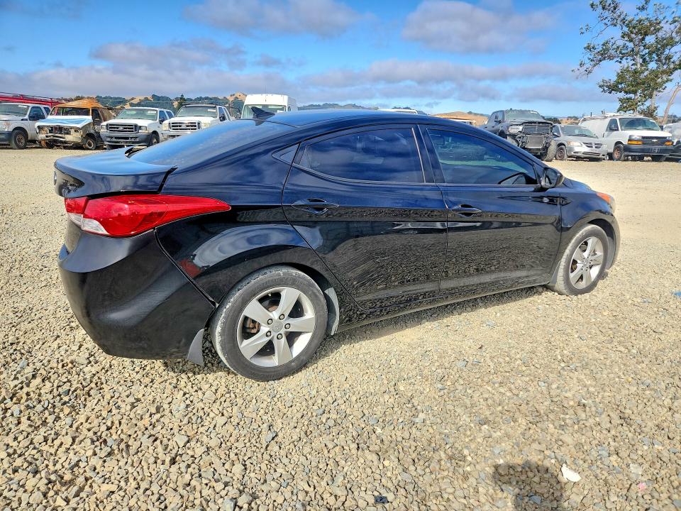2013 Hyundai Elantra მანქანა იყიდება აუქციონზე, vin: KMHDH4AE7DU753482, აუქციონის ნომერი: 57872916
