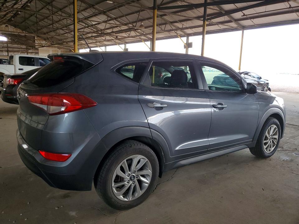 57143816 :رقم المزاد ، KM8J23A43HU448055 vin ، 2017 Hyundai Tucson مزاد بيع