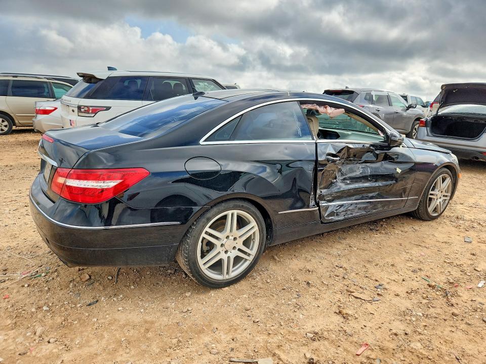 2010 Mercedes-benz E მანქანა იყიდება აუქციონზე, vin: WDDKJ5GB2AF008602, აუქციონის ნომერი: 56779136