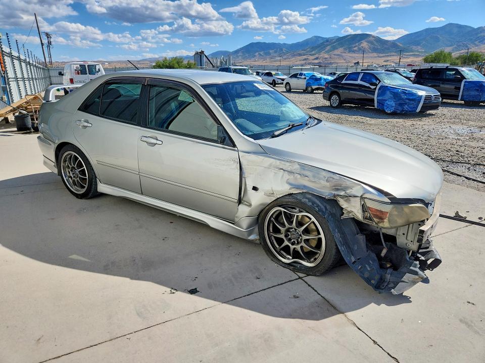 Продажа на аукционе авто 1999 Toyota Altezza, vin: SXE100019858, номер лота: 58798296