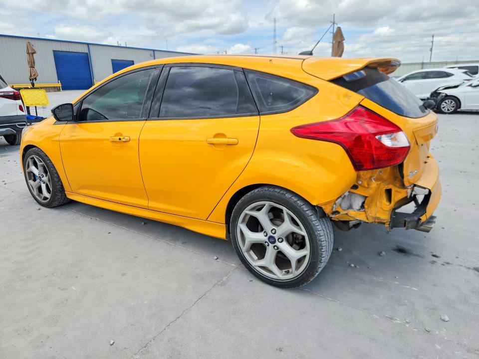 55574606 :رقم المزاد ، 1FADP3L9XEL212375 vin ، 2014 Ford Focus مزاد بيع