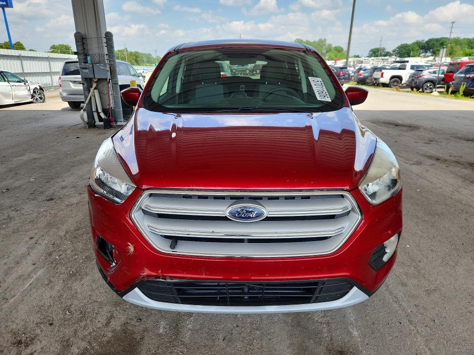 57011606 :رقم المزاد ، 1FMCU0G94HUE33987 vin ، 2017 Ford Escape مزاد بيع