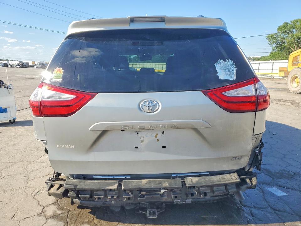 57001426 :رقم المزاد ، 5TDYZ3DCXKS004491 vin ، 2019 Toyota Sienna مزاد بيع