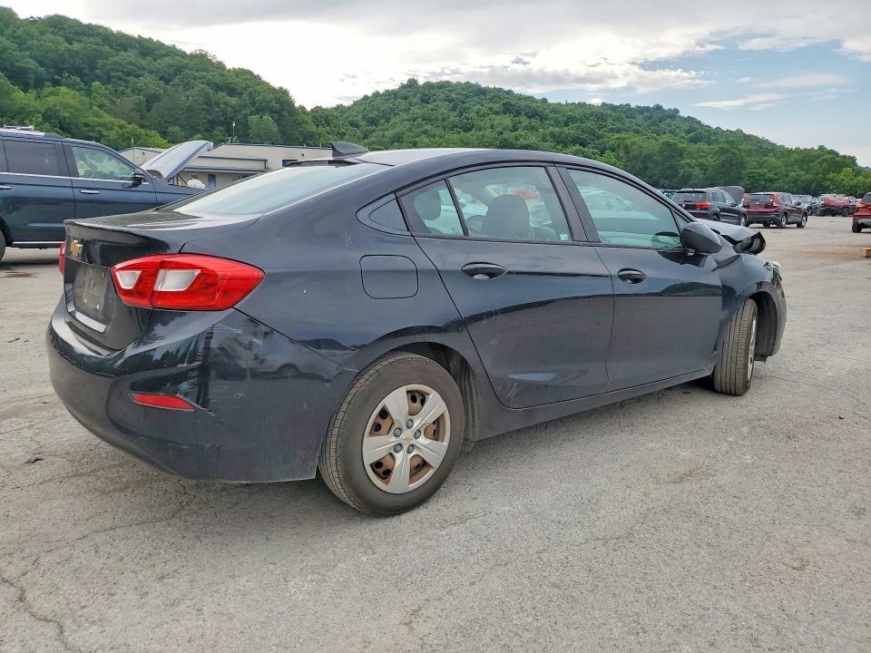Aukcja sprzedaży 2017 Chevrolet Cruze, vin: 1G1BC5SM7H7160305, numer aukcji: 58702736
