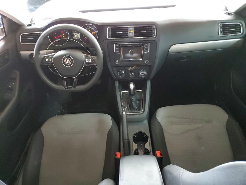 58959556 :رقم المزاد ، 3VW2B7AJ2JM232565 vin ، 2018 Volkswagen Jetta مزاد بيع