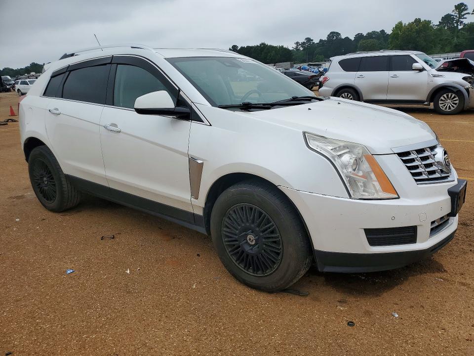 54530516 :رقم المزاد ، 3GYFNBE37GS565935 vin ، 2022 Cadillac Srx مزاد بيع