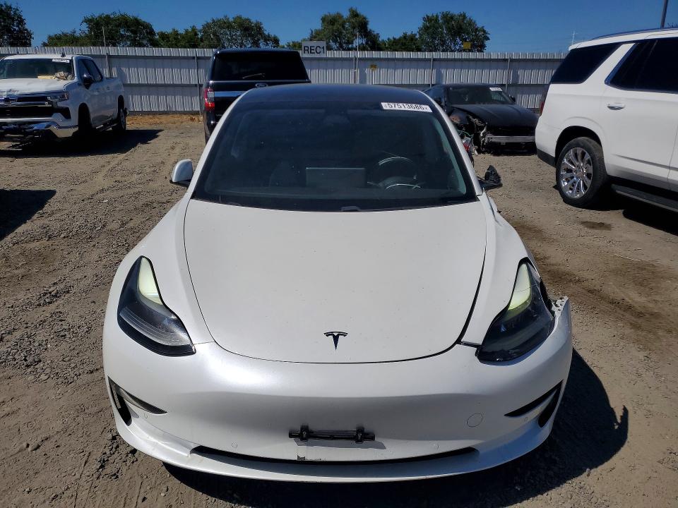57513686 :رقم المزاد ، 5YJ3E1EA8MF941452 vin ، 2021 Tesla Model 3 مزاد بيع