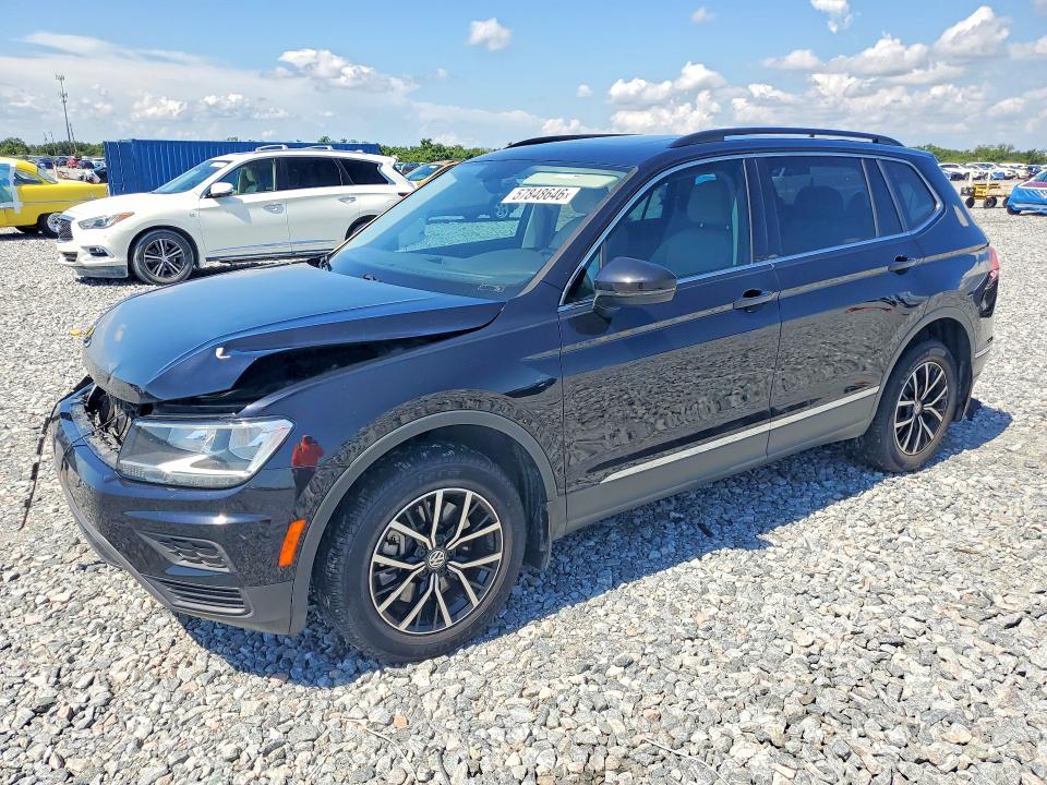 57848646 :رقم المزاد ، 3VV2B7AX7MM122141 vin ، 2021 Volkswagen Tiguan مزاد بيع